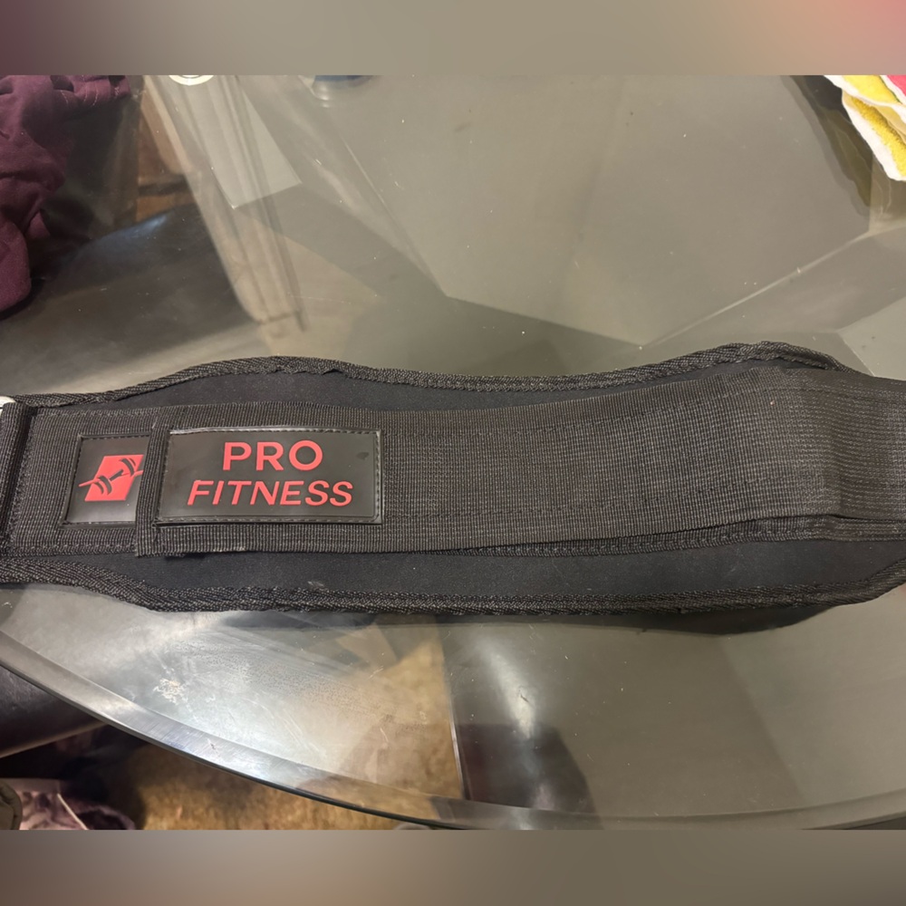 Pro Fitness Weightlifting Belt